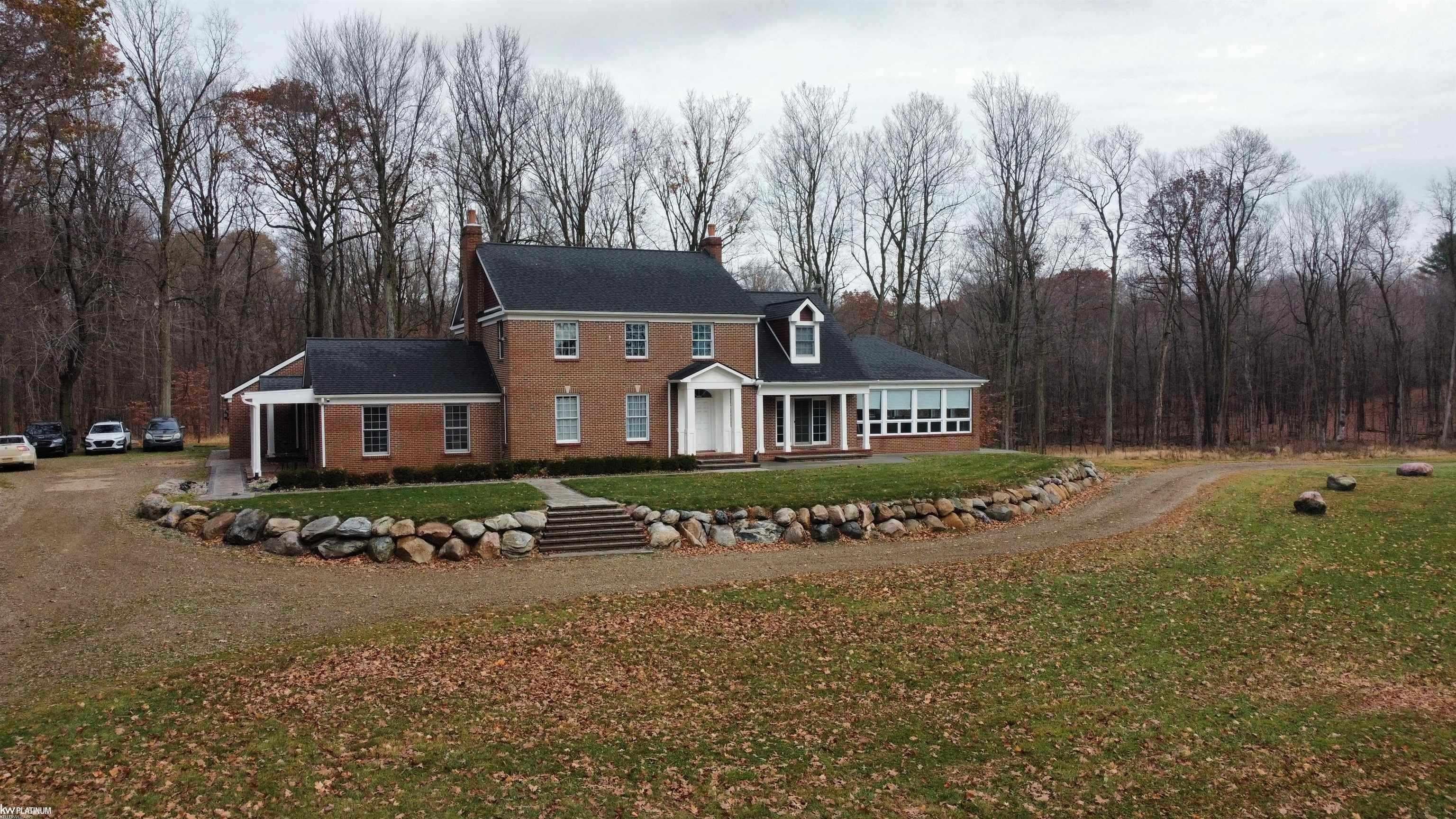 2401 E Brocker Road – photo 1 of 26