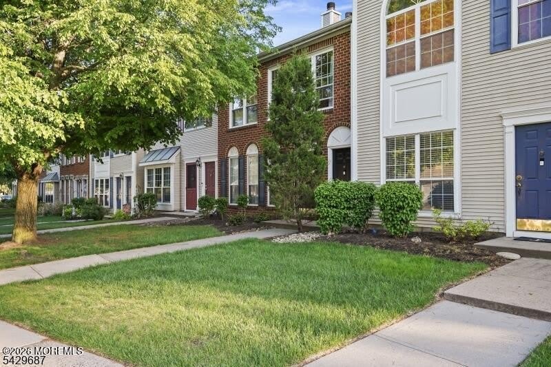 6 Amethyst Way – photo 1 of 23