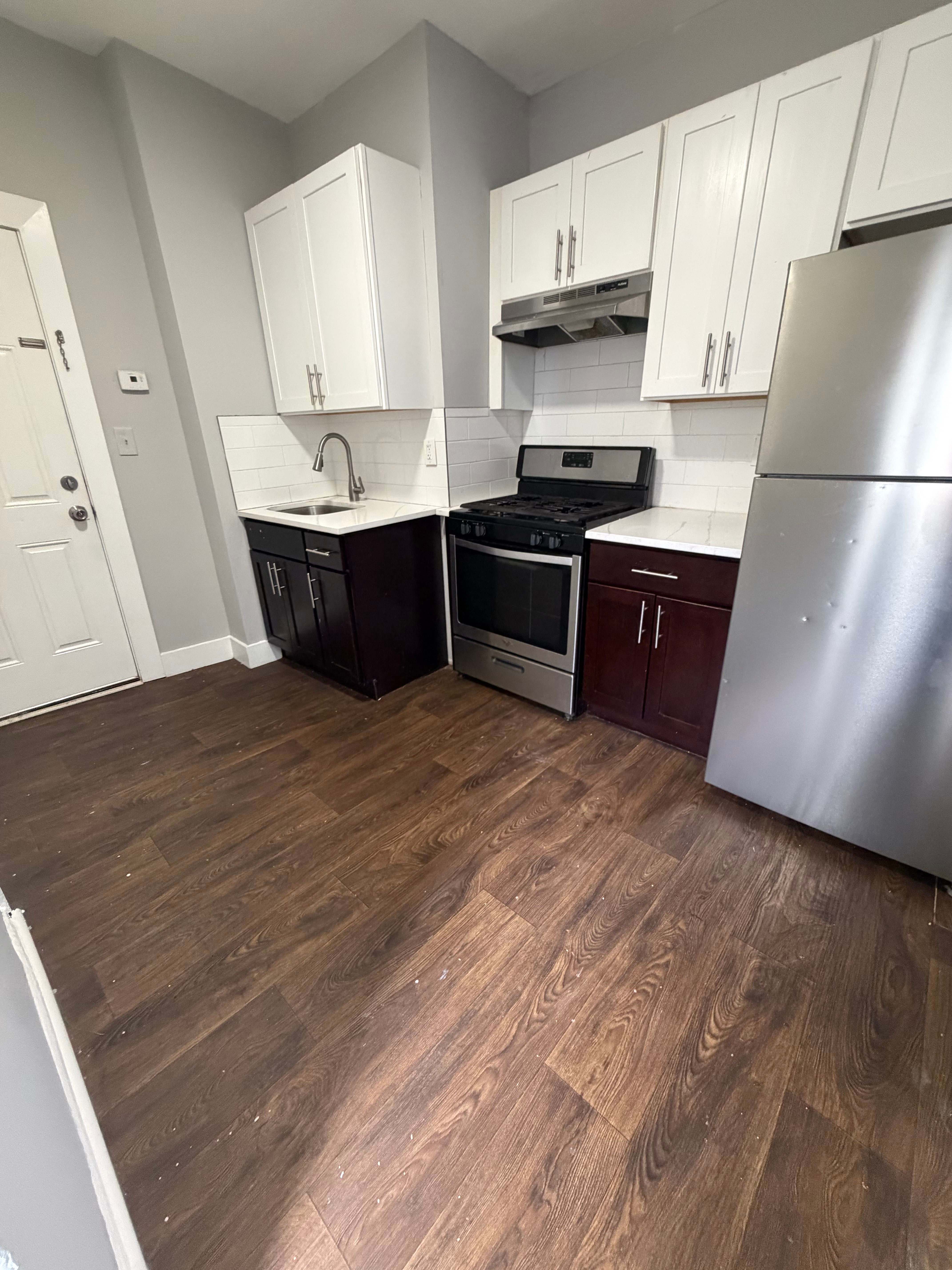 228 S 5th St – photo 1 of 9