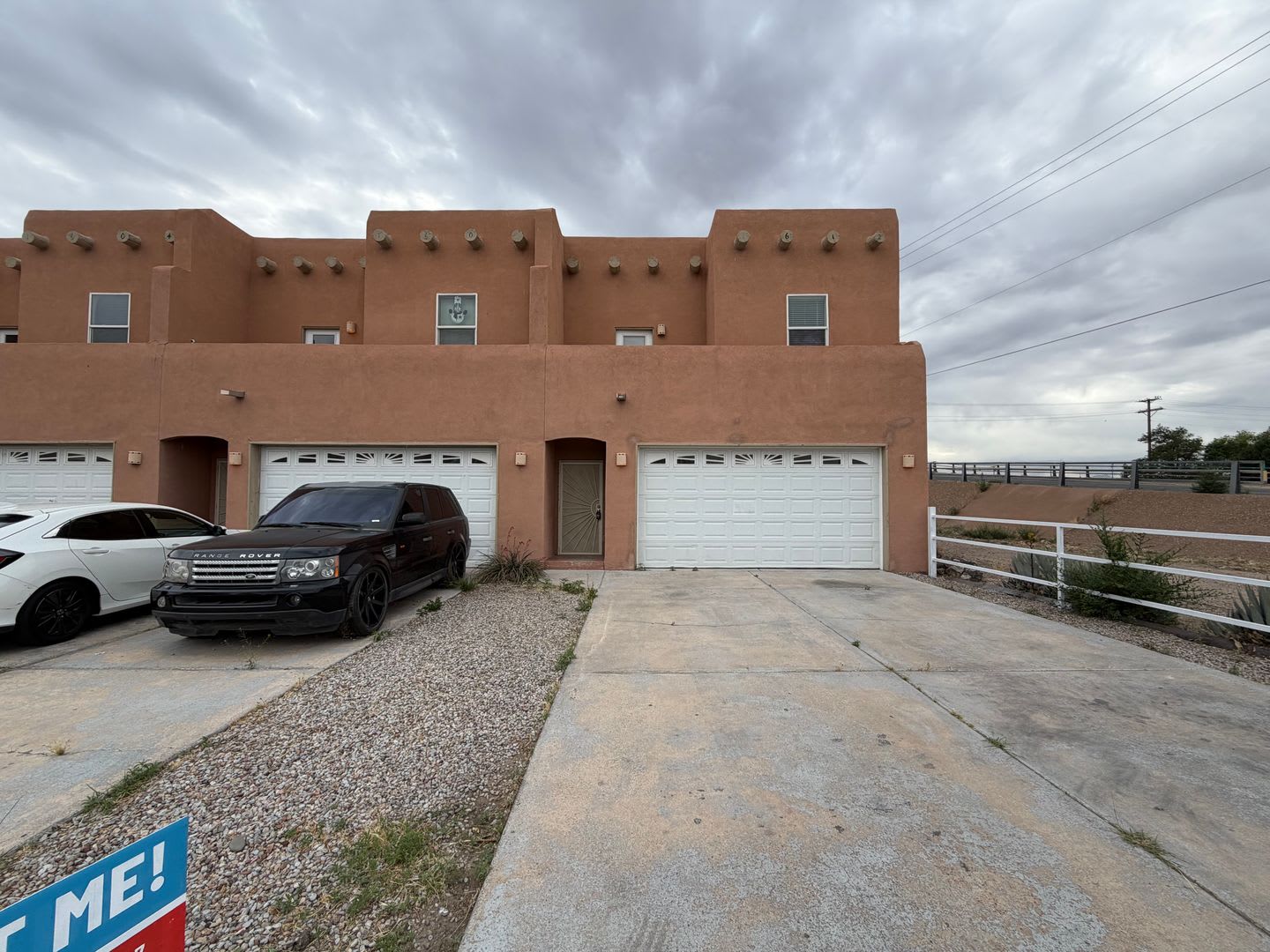 3 Bedroom Town Home Available Near 2Nd St Sw Avenida Cesar Chavez Dolores Huerta – photo 1