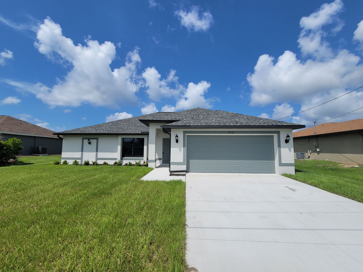 2316 SW 19th Ave – photo 1