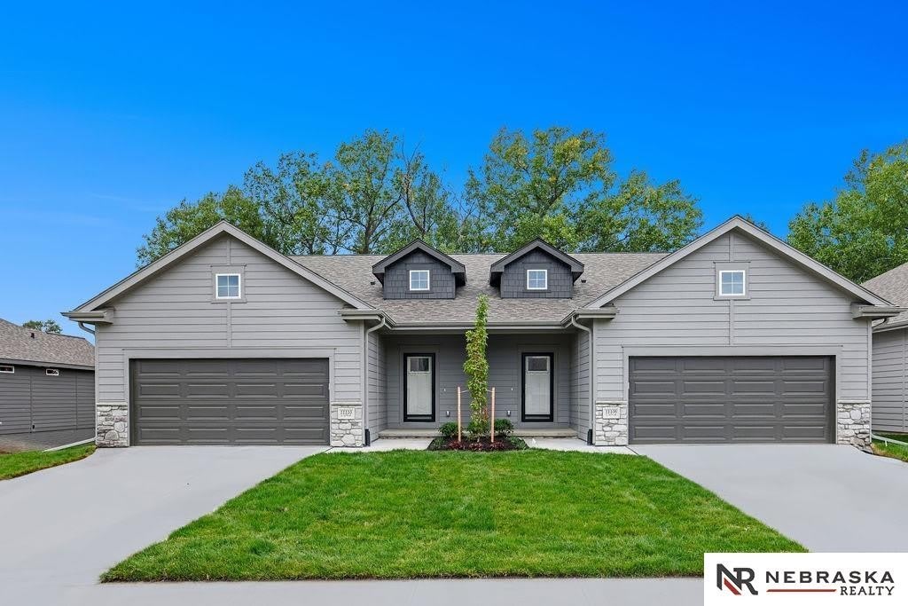 11020 97th Street – photo 1 of 41