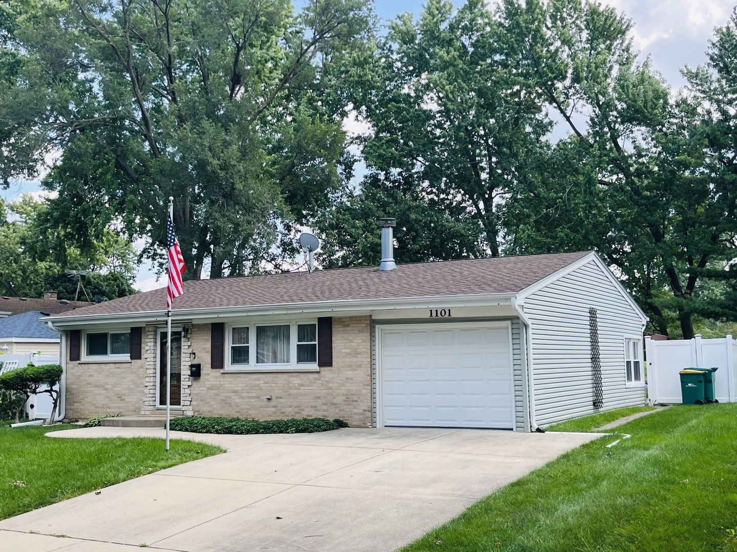 1101 ANTHONY Road – photo 1