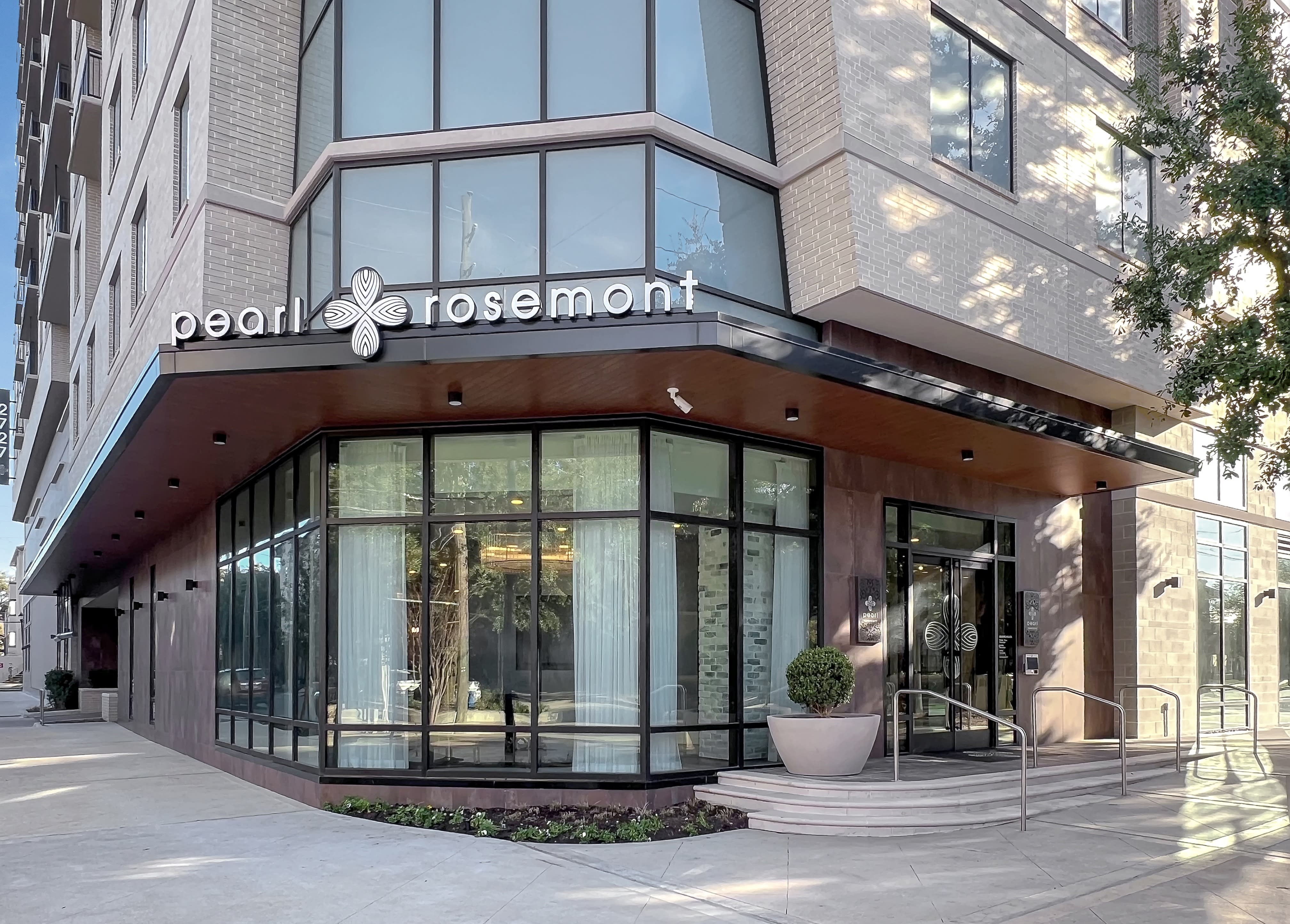 Pearl Rosemont – photo 1