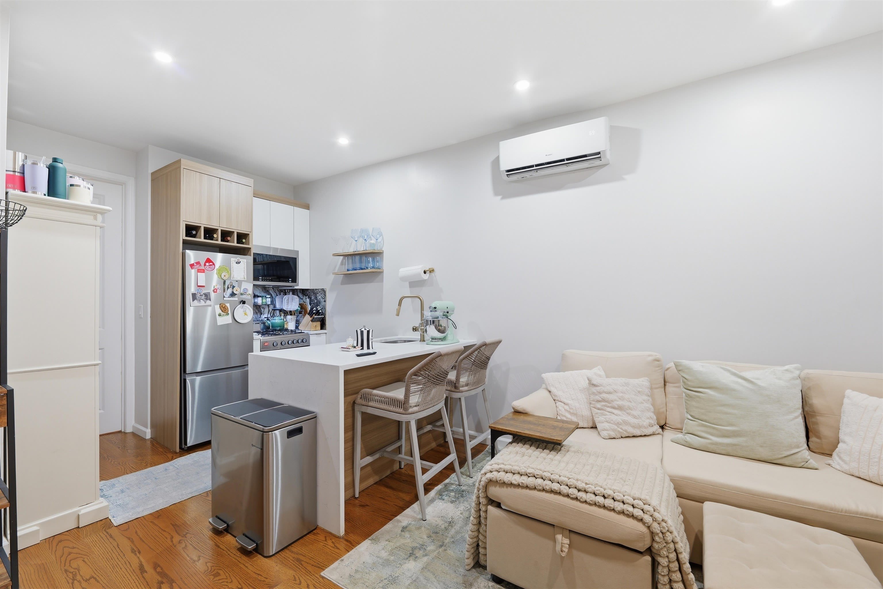 335 5Th St – photo 1