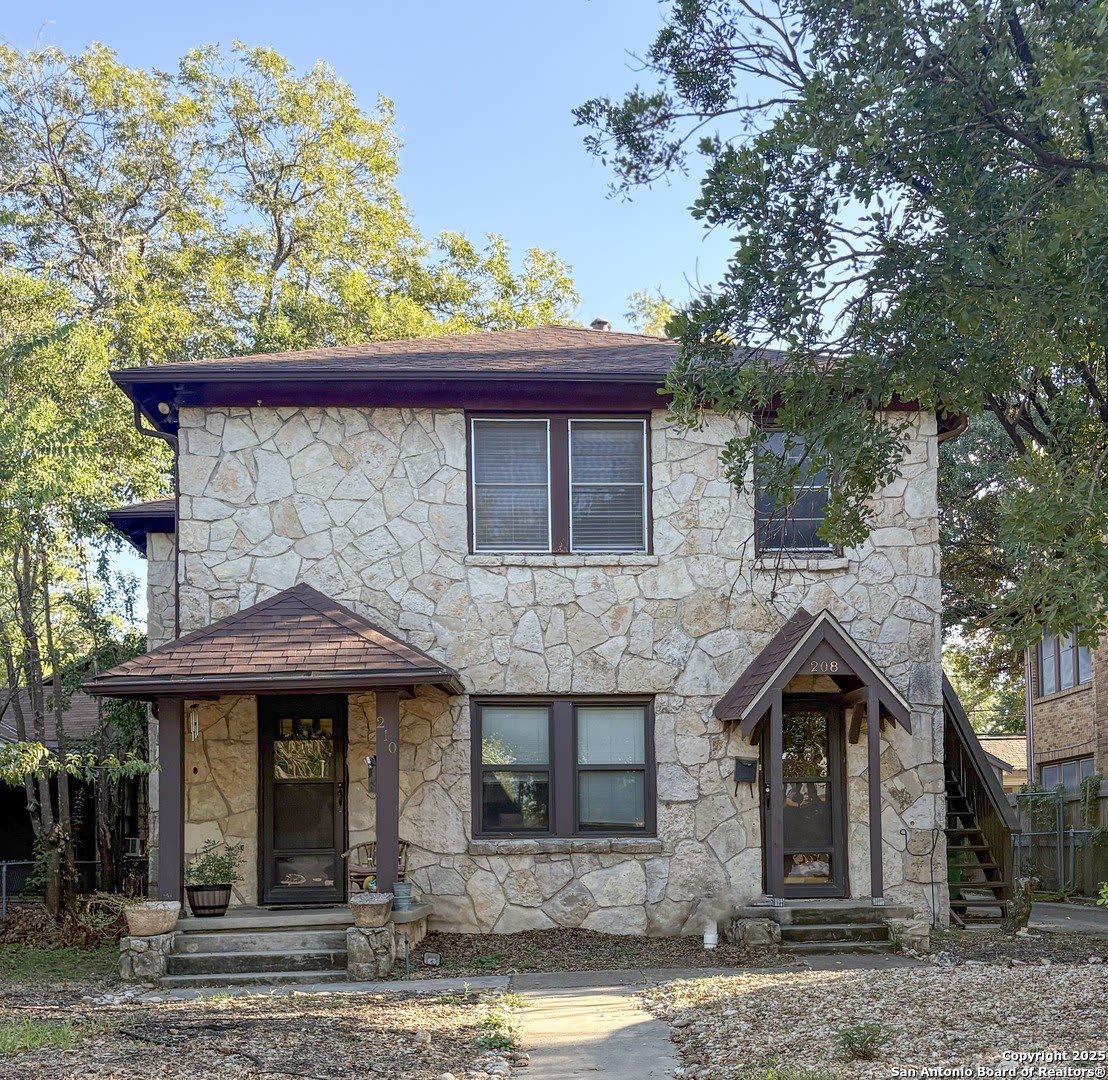 210 E Lullwood Ave – photo 1