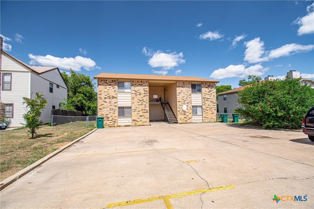 507 E Beeline Lane – photo 1 of 10