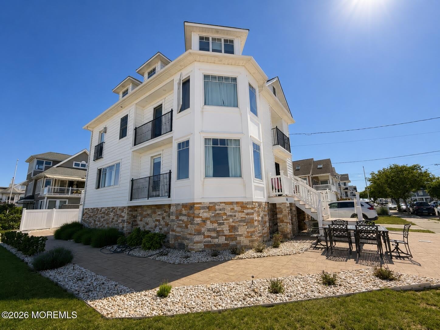 550 Whiting Avenue – photo 1 of 25