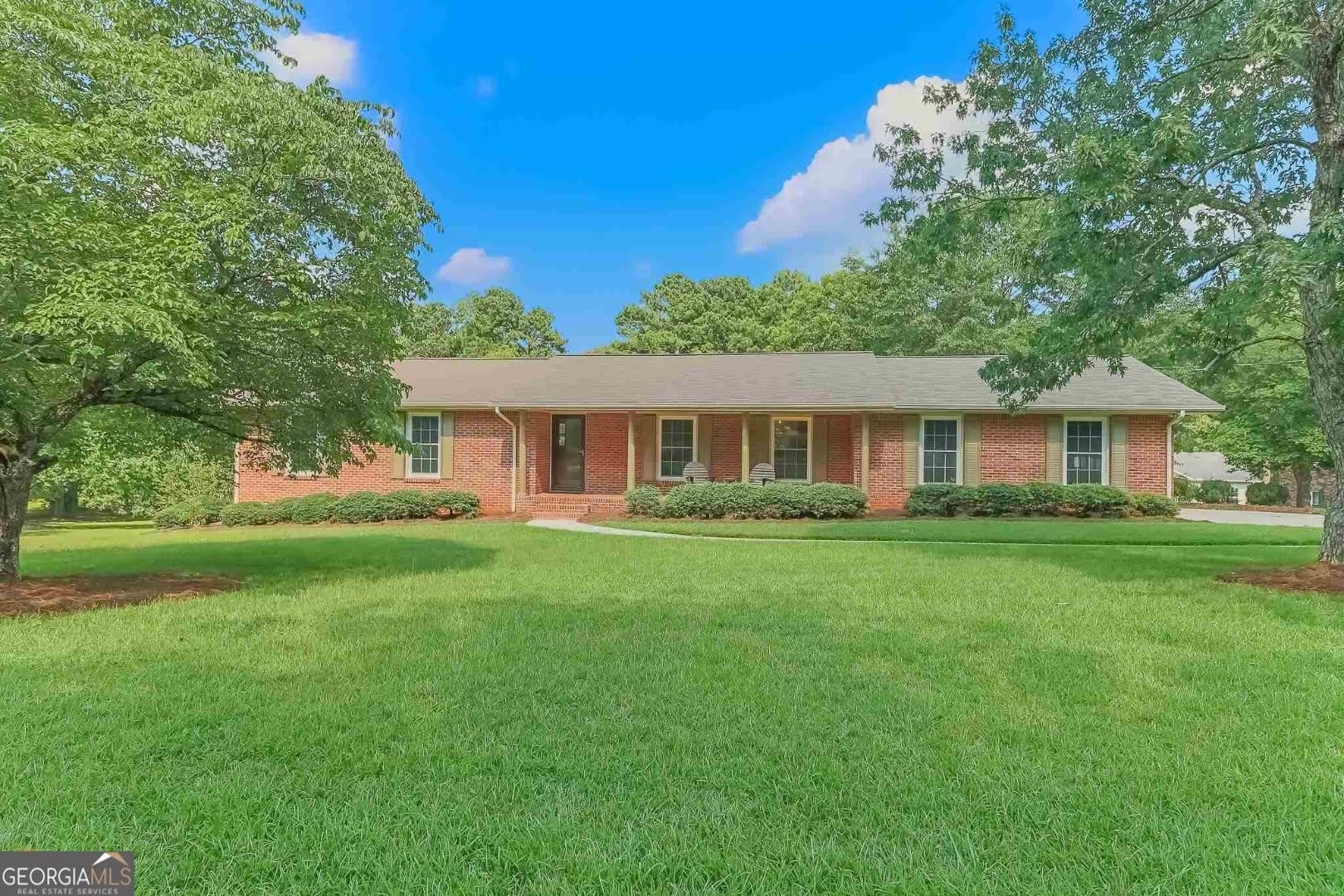 99 Woodvalley Drive – photo 1 of 36