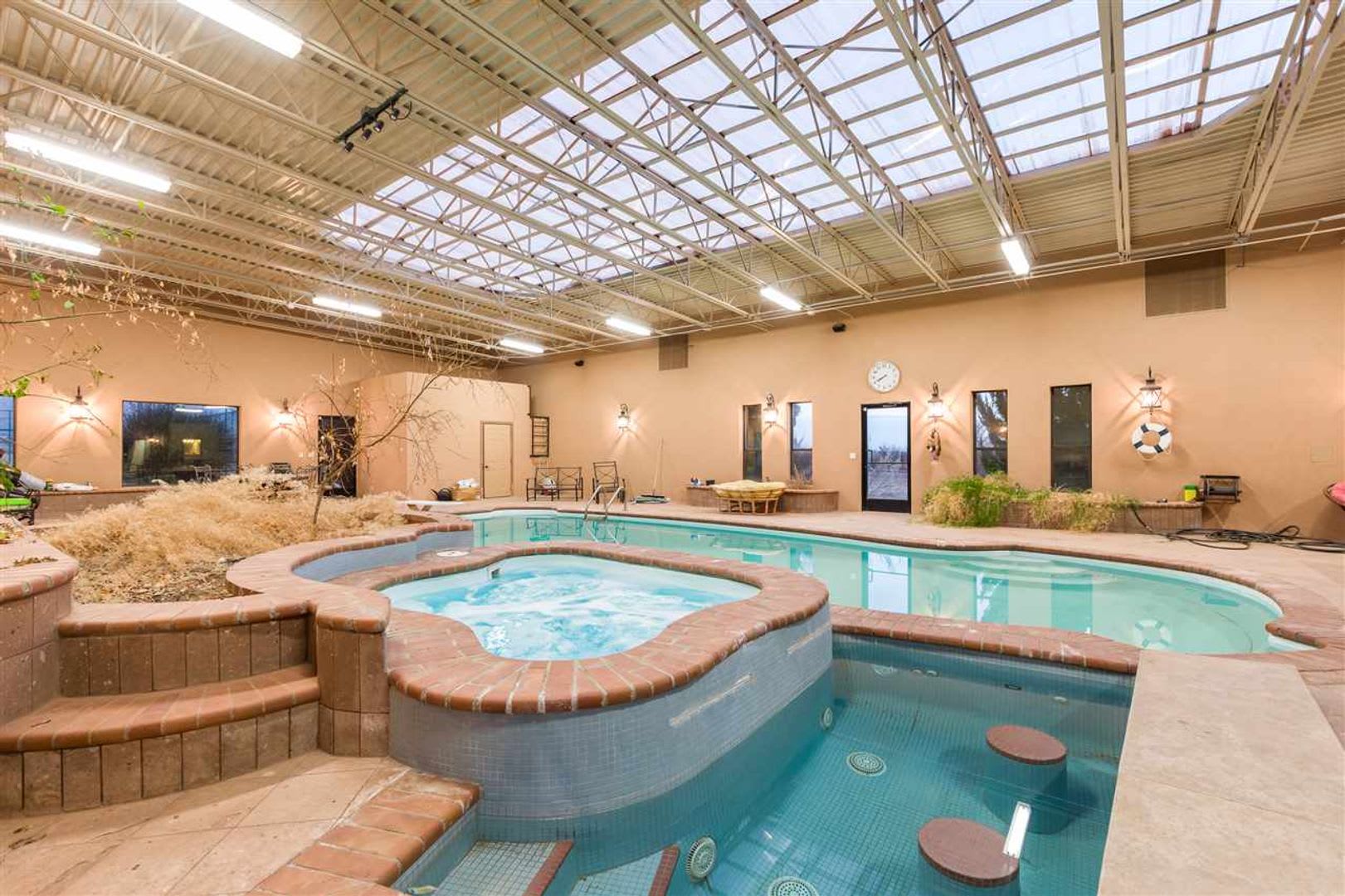 Furnished 5-Bedroom Home with Indoor Pool & Amenities – photo 1 of 108