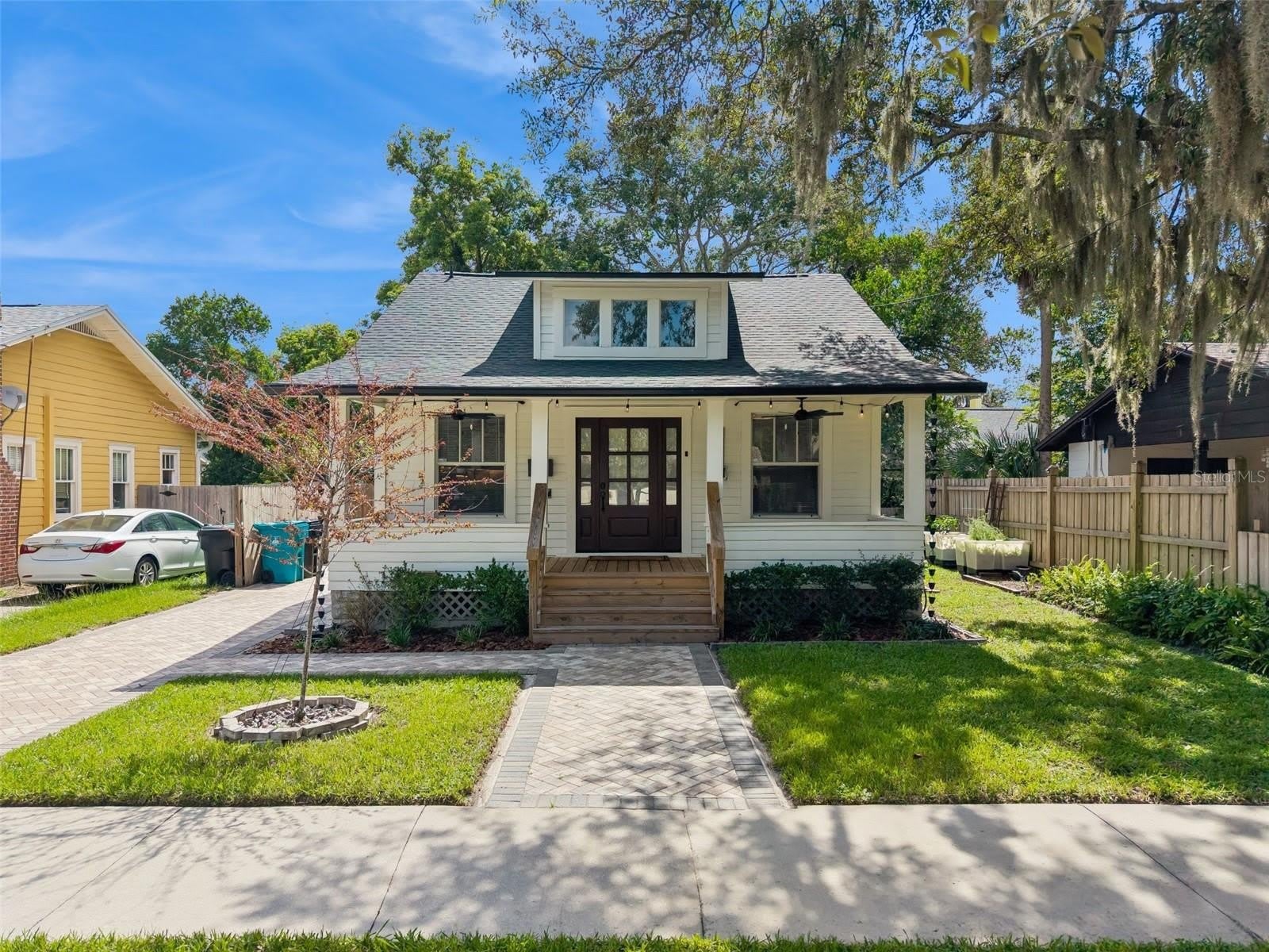 809 N Hyer Avenue – photo 1