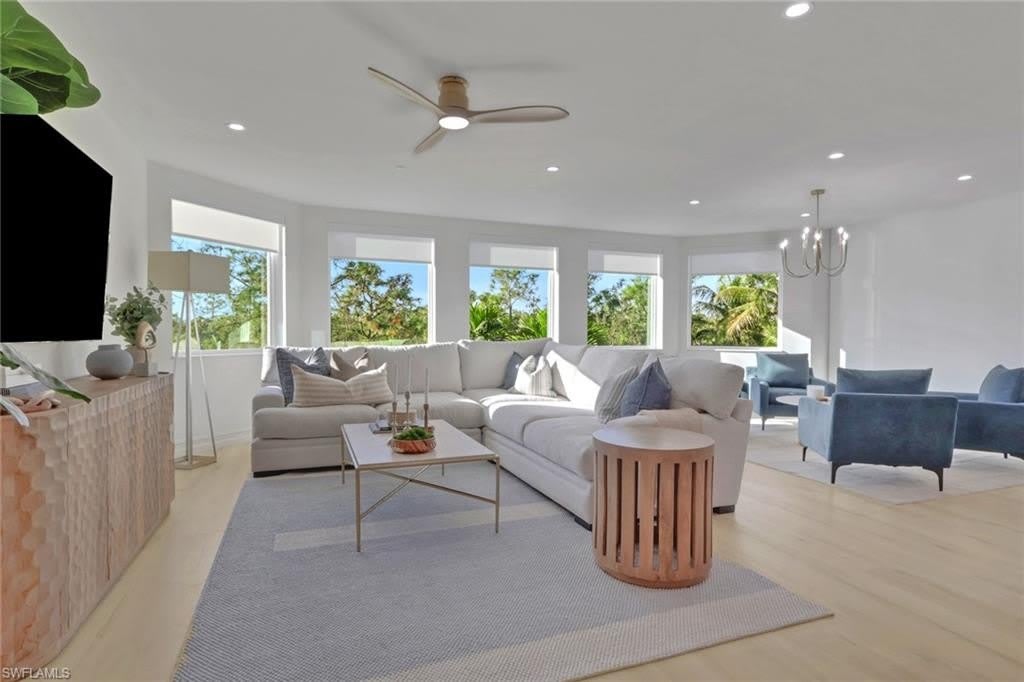2728 Tiburon Blvd E – photo 1