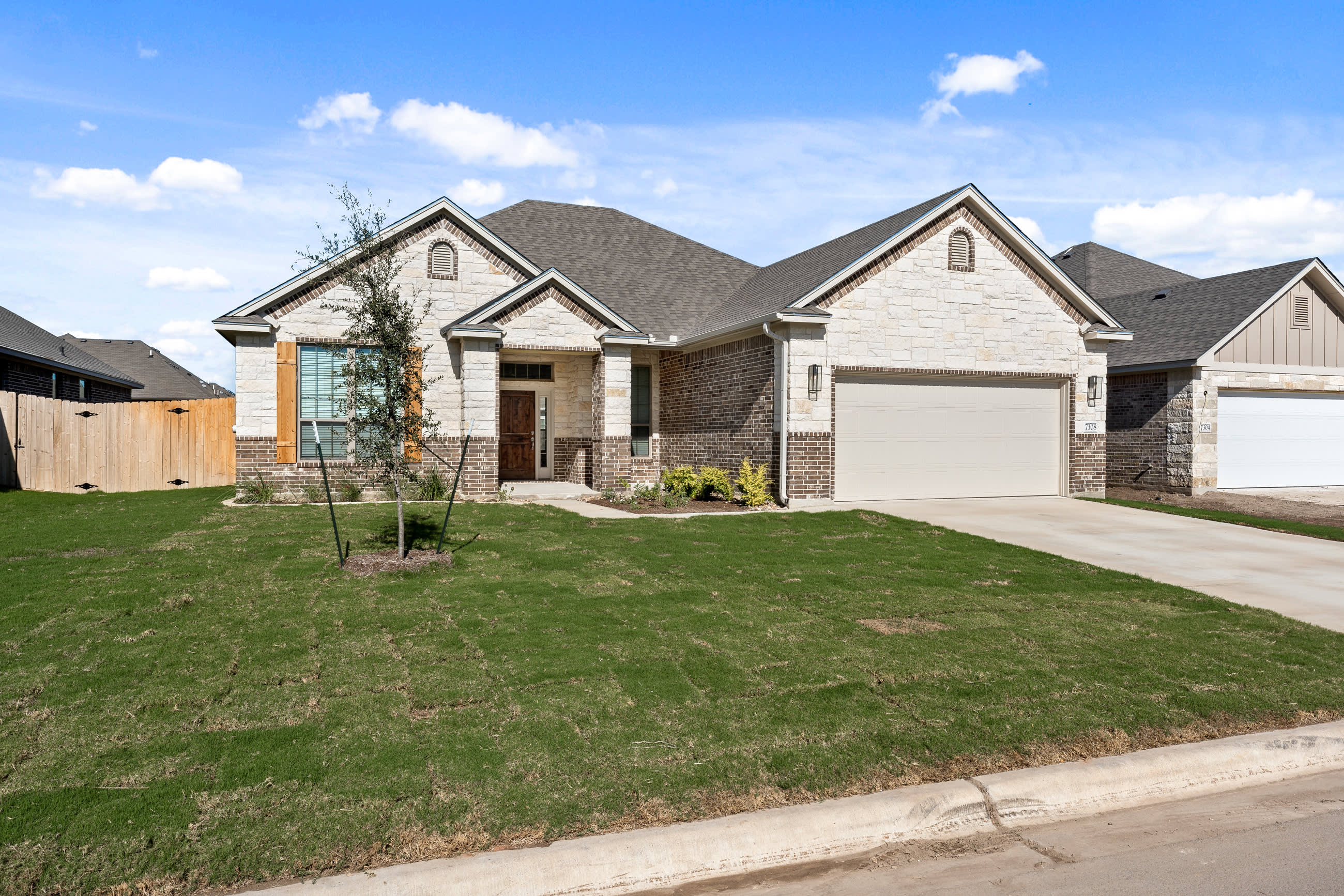 7308 Caladium Drive – photo 1 of 31
