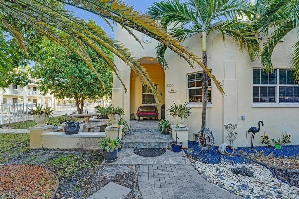 2000 Jackson Street – photo 1
