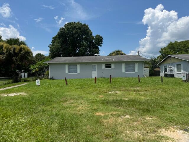 127 Pineda Street – photo 1 of 7