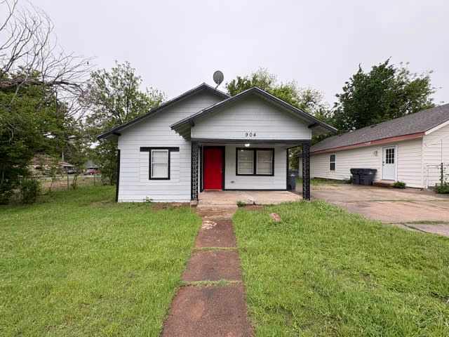 904 Southwest G Avenue – photo 1
