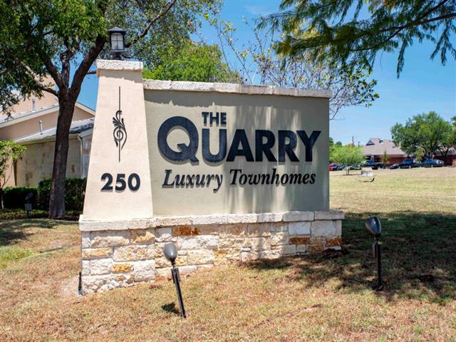 The Quarry Townhomes – photo 1