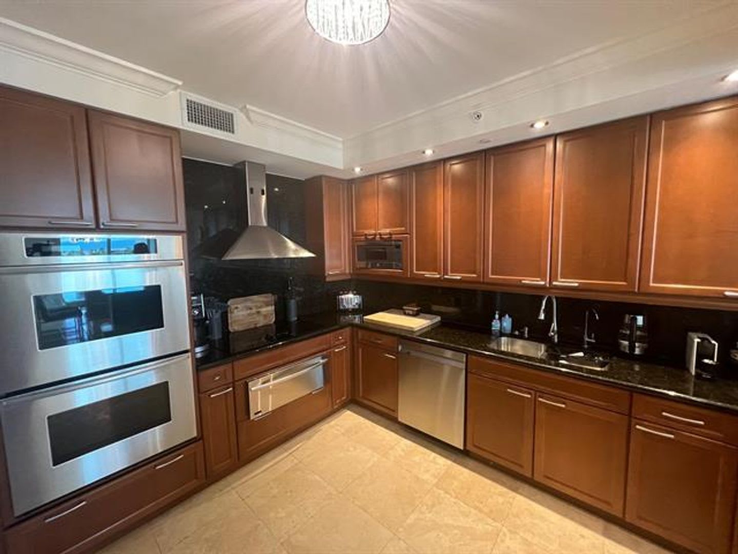 20201 E Country Club Dr cu-1009, Aventura, FL 33180 – photo 1