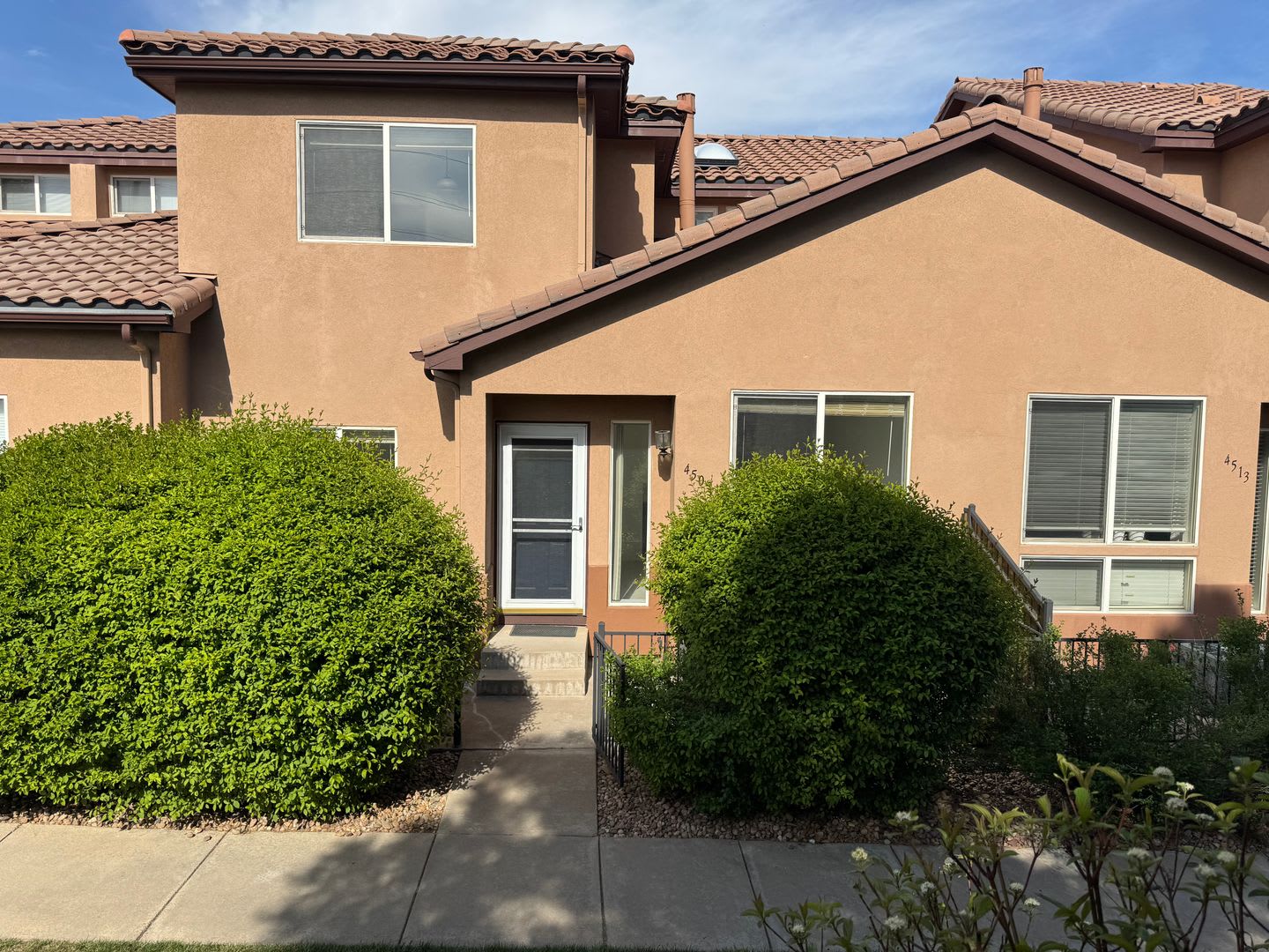 Spacious Townhome With Great Views – photo 1