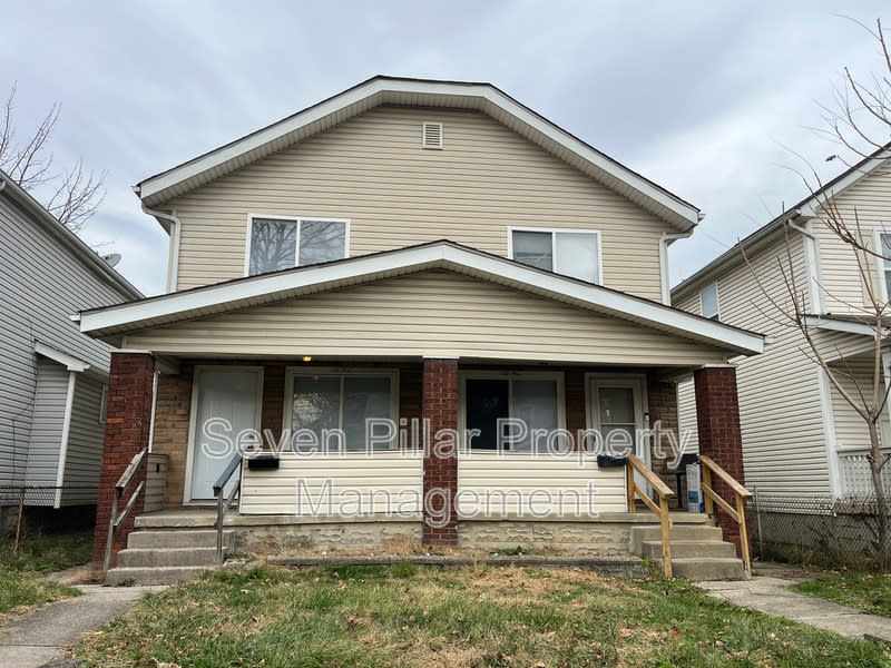 1042 E 16th Ave – photo 1