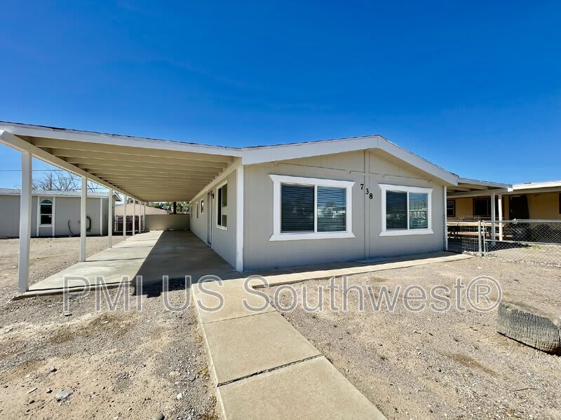 738 Swan Drive – photo 1