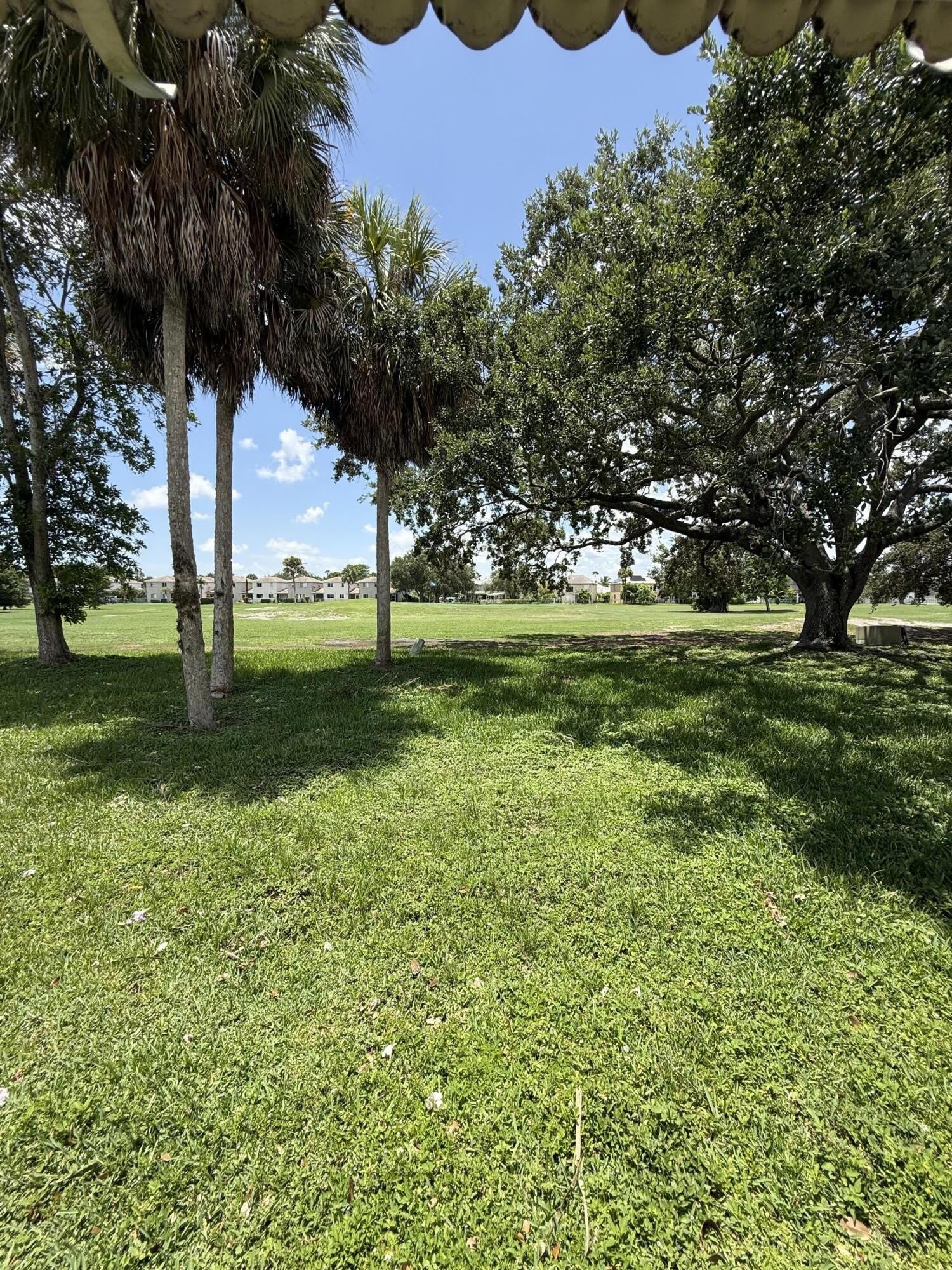 9640 NW 65th Street – photo 1