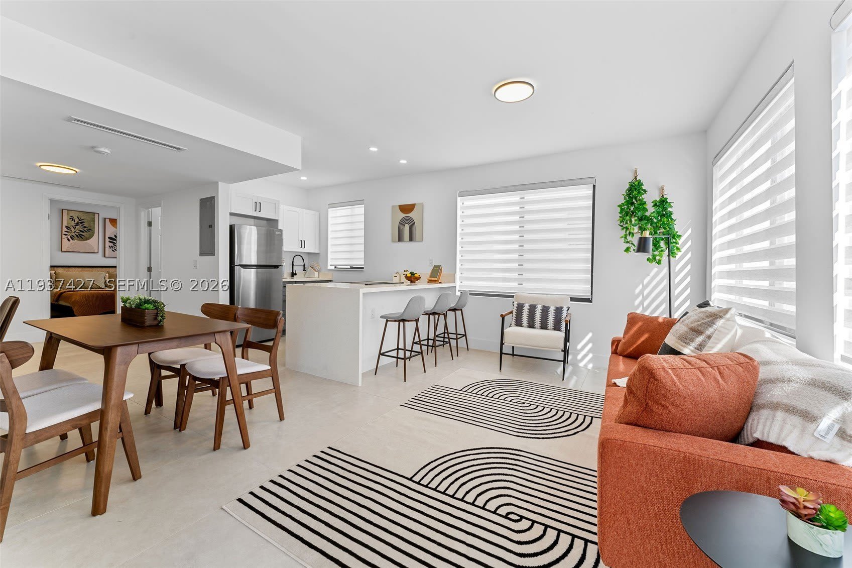 1144 SW 4th St – photo 1