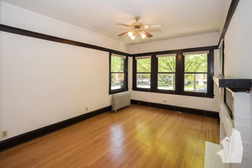 3503 North Greenview – photo 1