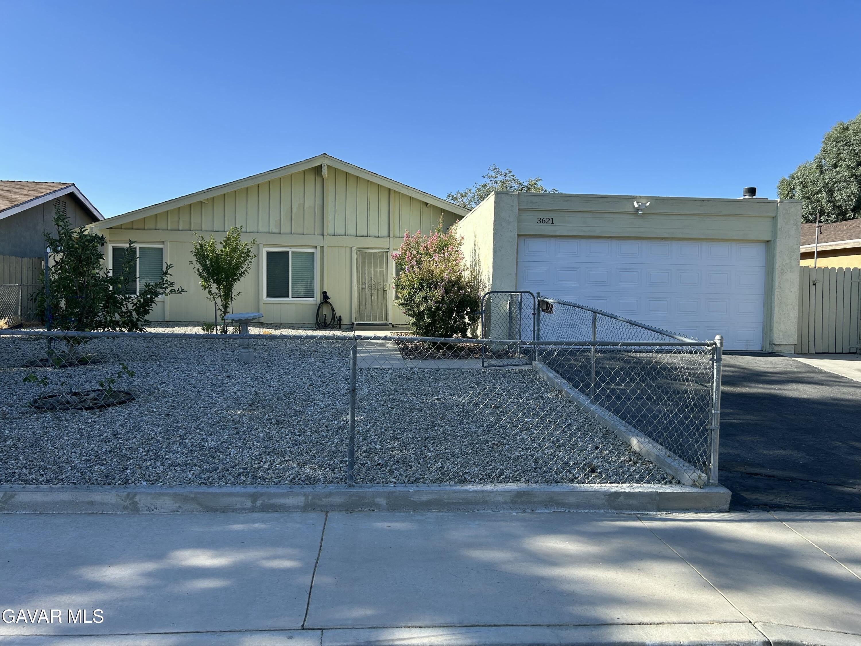 3621 W Ave K 15 – photo 1
