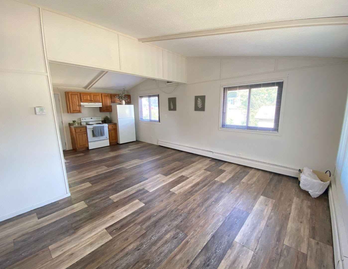 Updated 2 bed duplex with attached garage! – photo 1 of 16