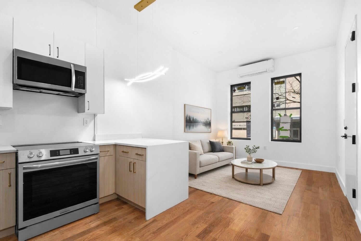 118 124TH Street – photo 1