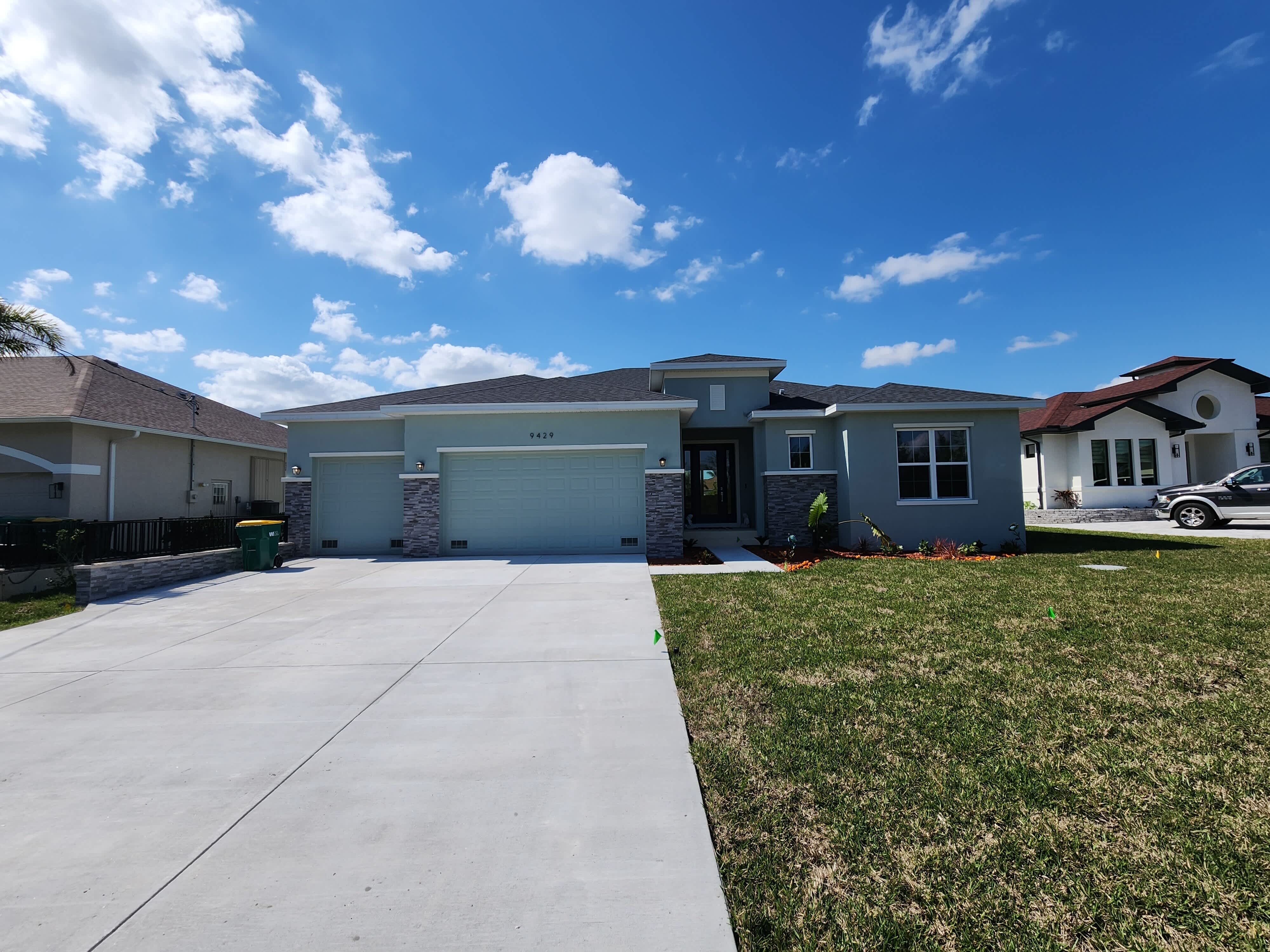 9429 St Paul Dr – photo 1