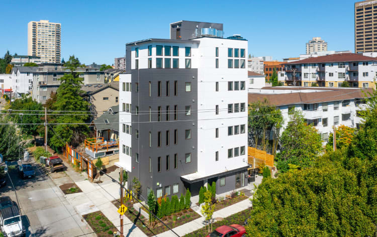 Dp Studios Student Housing – photo 1