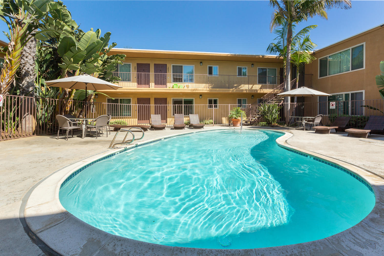 Elan Coco Palms – photo 1