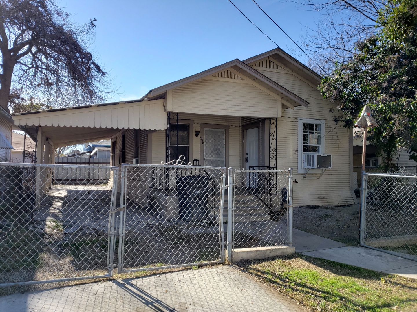 Westside Near Downtown San Antonio – photo 1