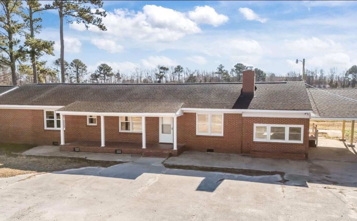 113 Mexico Rd – photo 1 of 28