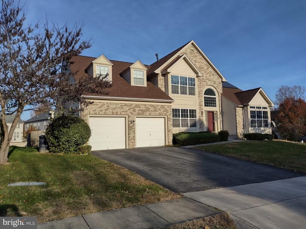 814 JOHNSON GROVE Lane – photo 1 of 11