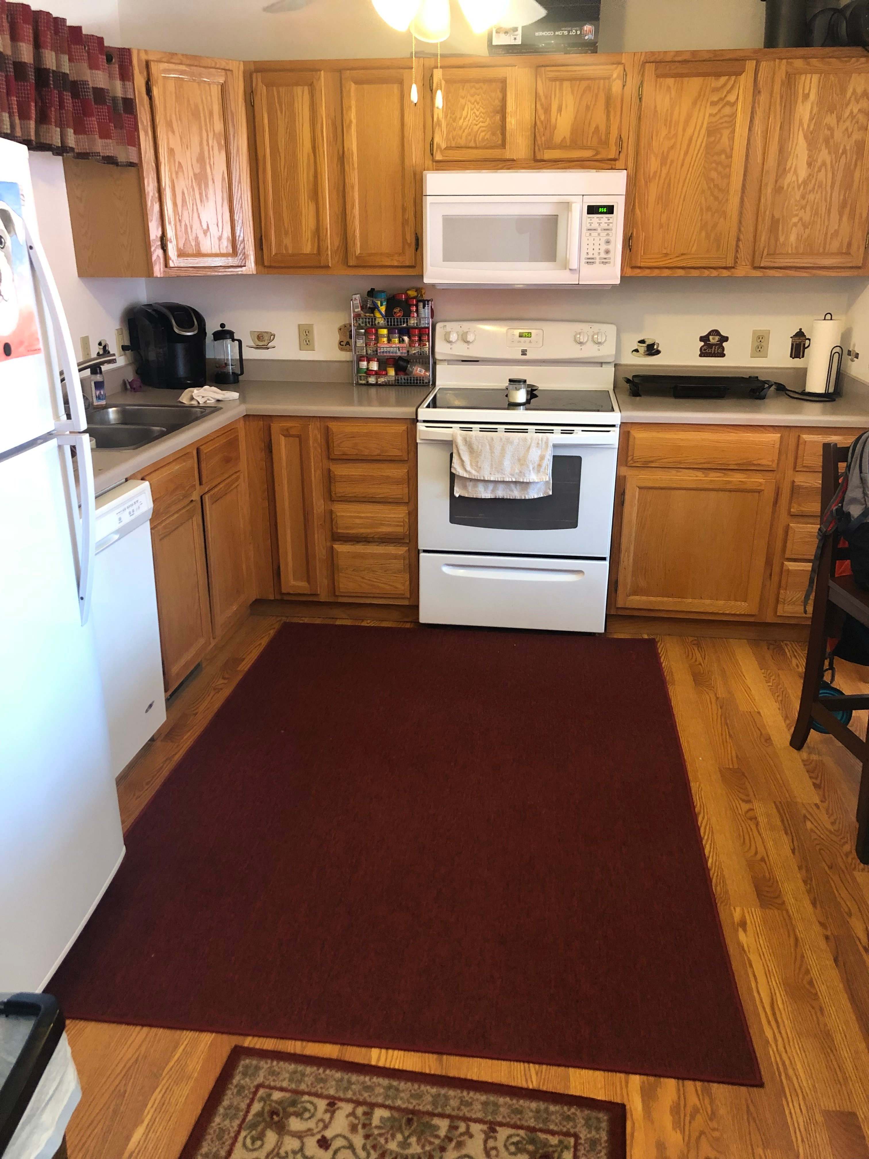 1113 N Windsor Ave – photo 1 of 10