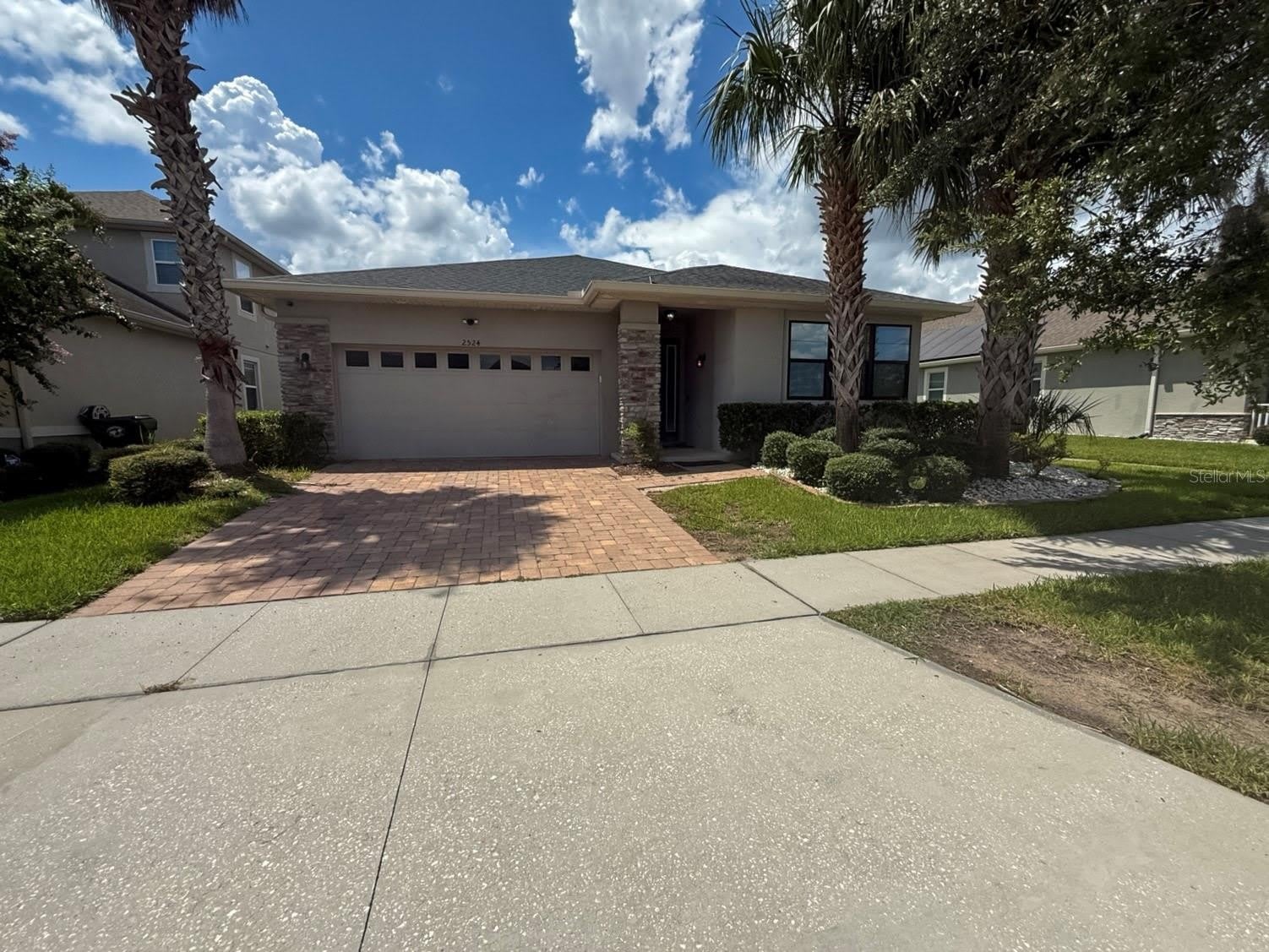 2524 Fontaine Drive – photo 1