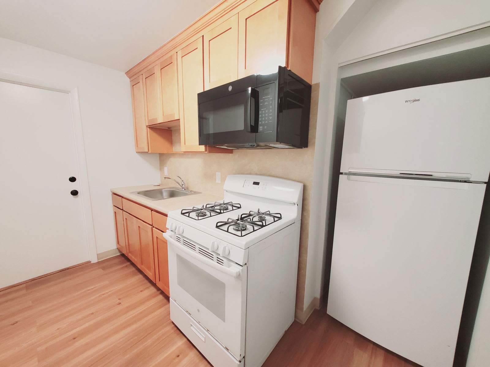 47 Dora Street – photo 1