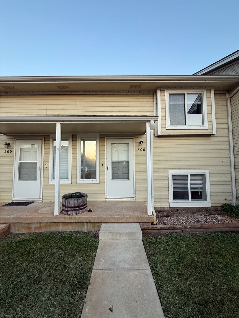 5510 S. Gold #400 Lake View (popular) – photo 1
