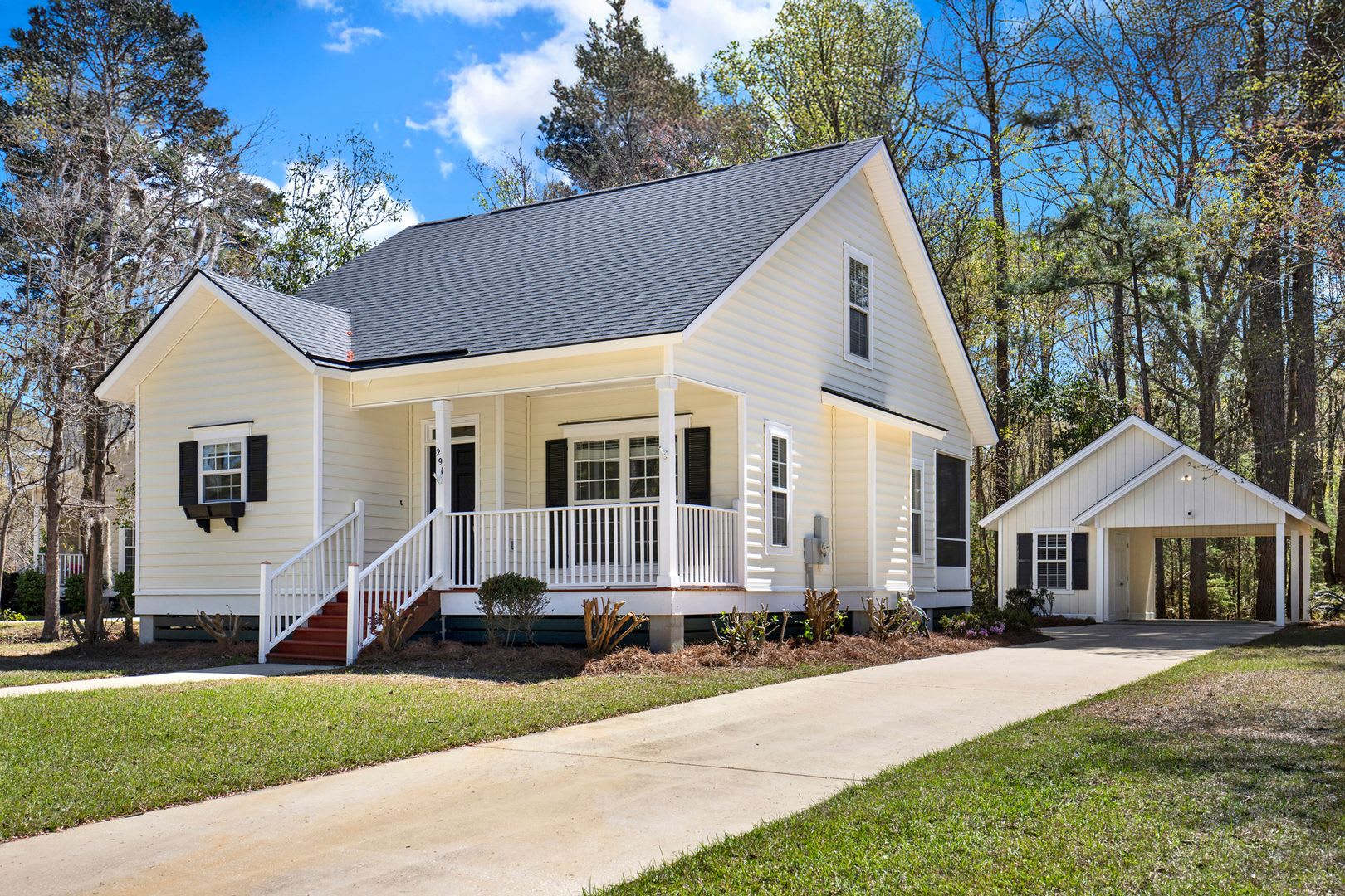 Coastal Cottage In Turtle Hill – photo 1 of 257