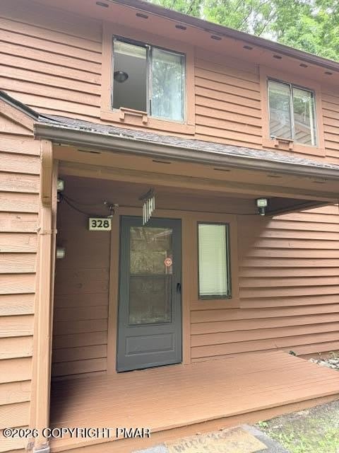 328 Crewe Court – photo 1 of 18