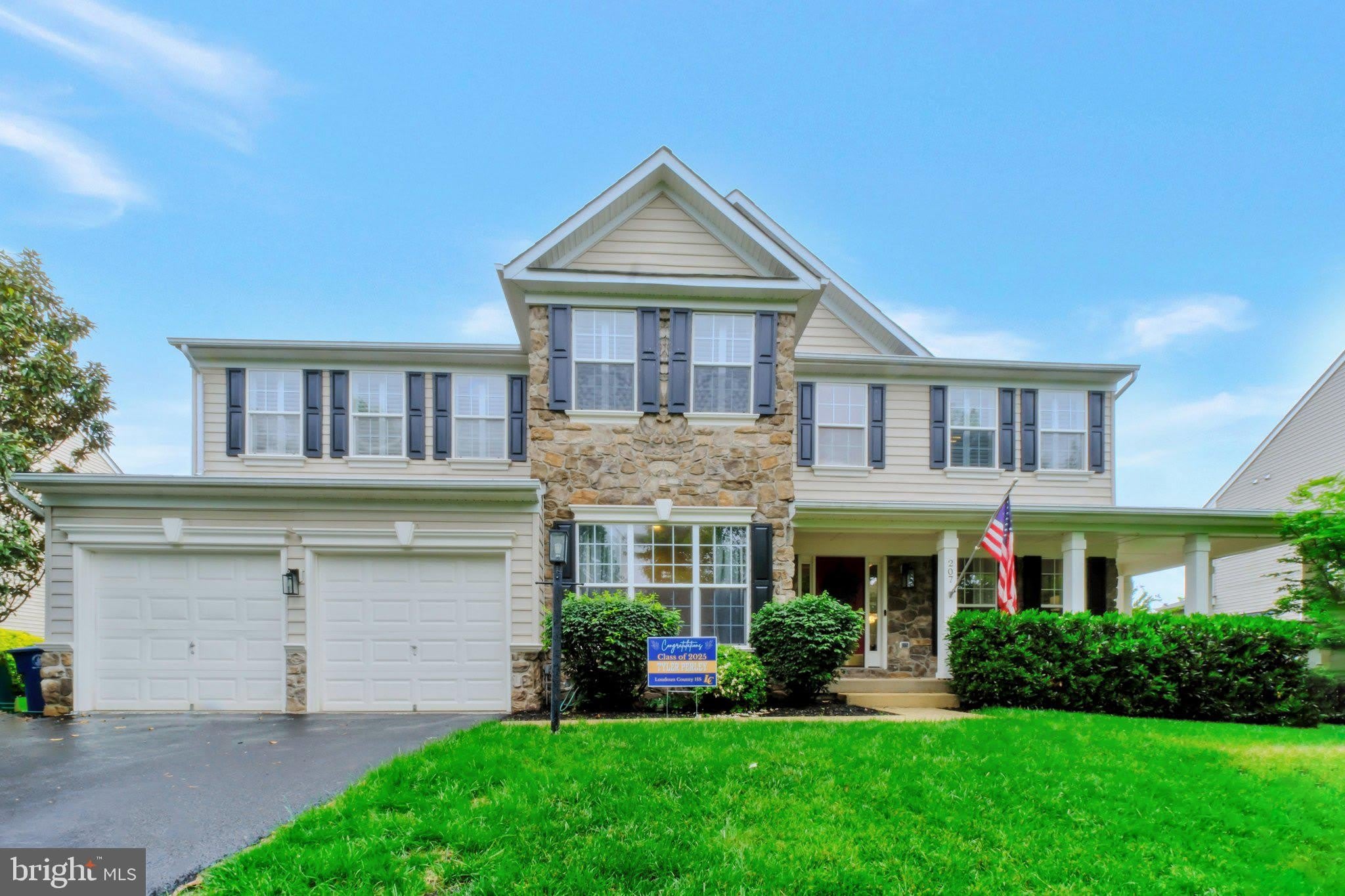 207 Alpine Drive Se – photo 1 of 306