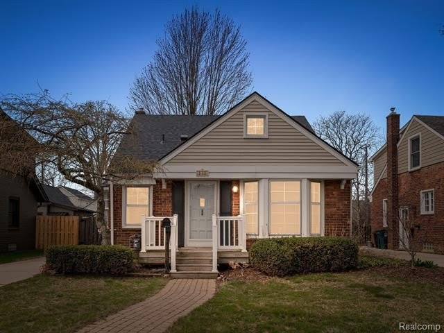 1646 S BATES Street – photo 1