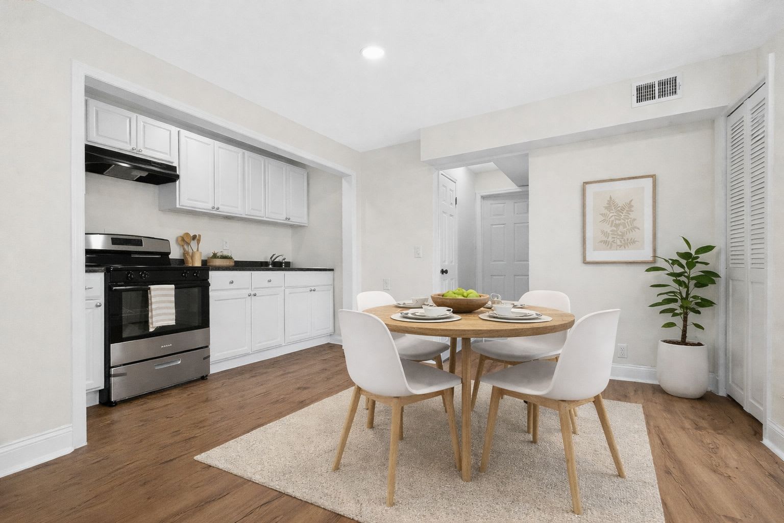 21 Willoughby St – photo 1