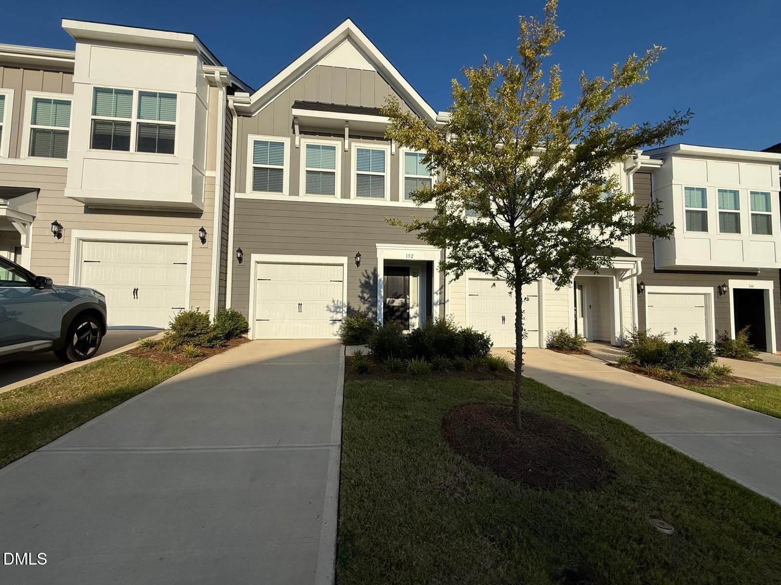 152 Fideaux Boulevard – photo 1