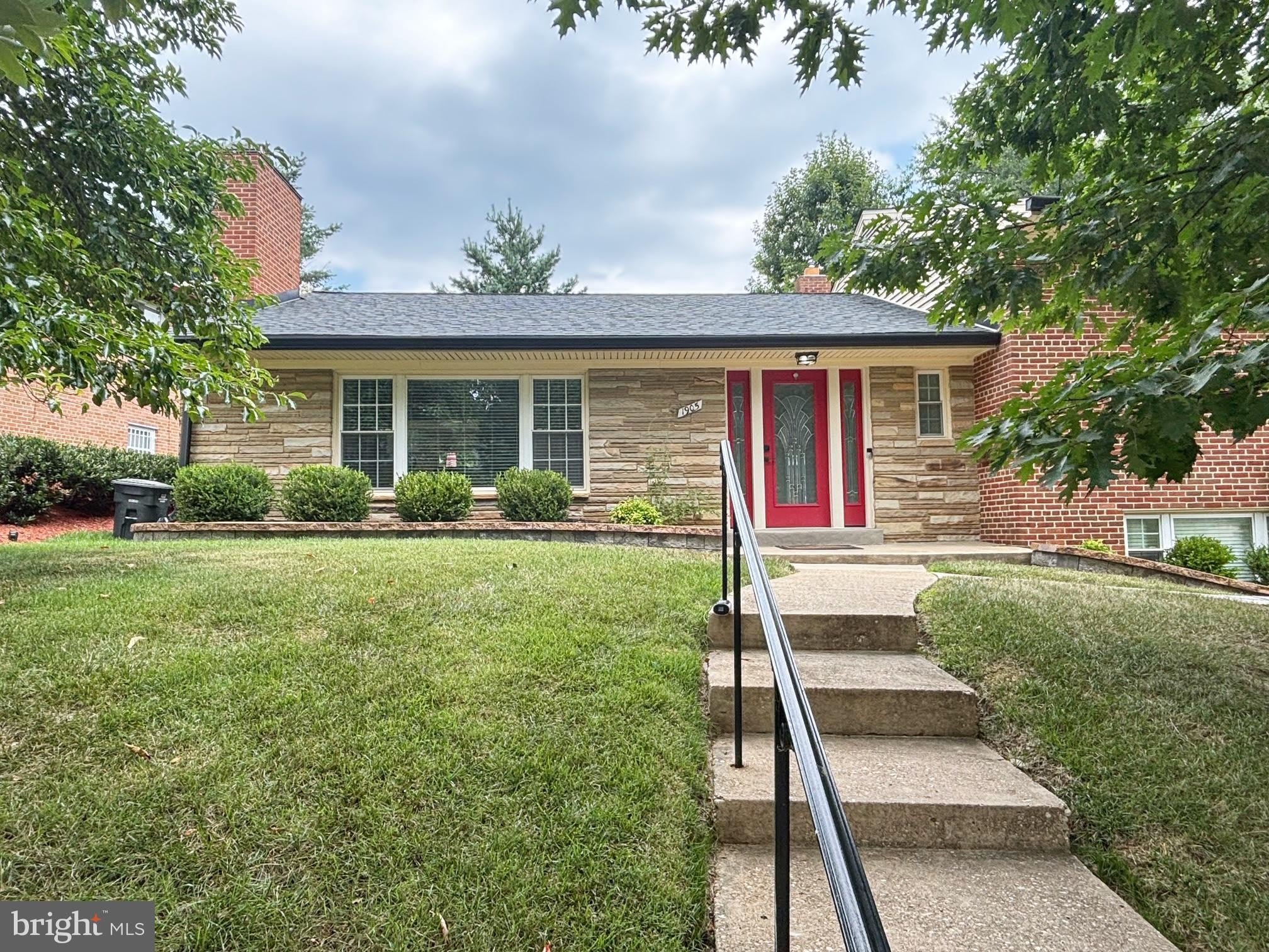 1905 TULIP Street NW – photo 1