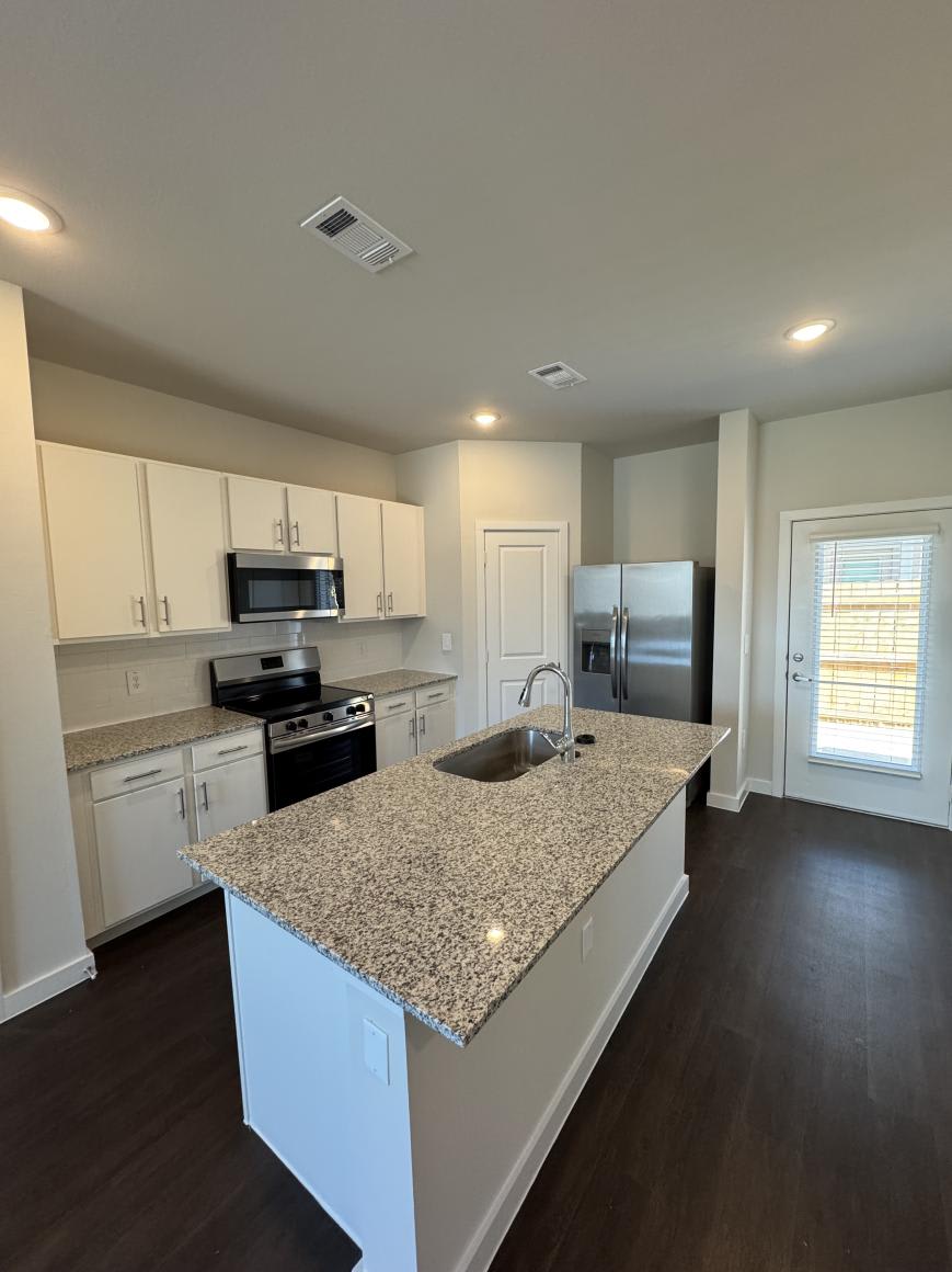 361 Elevon Pkwy. – photo 1