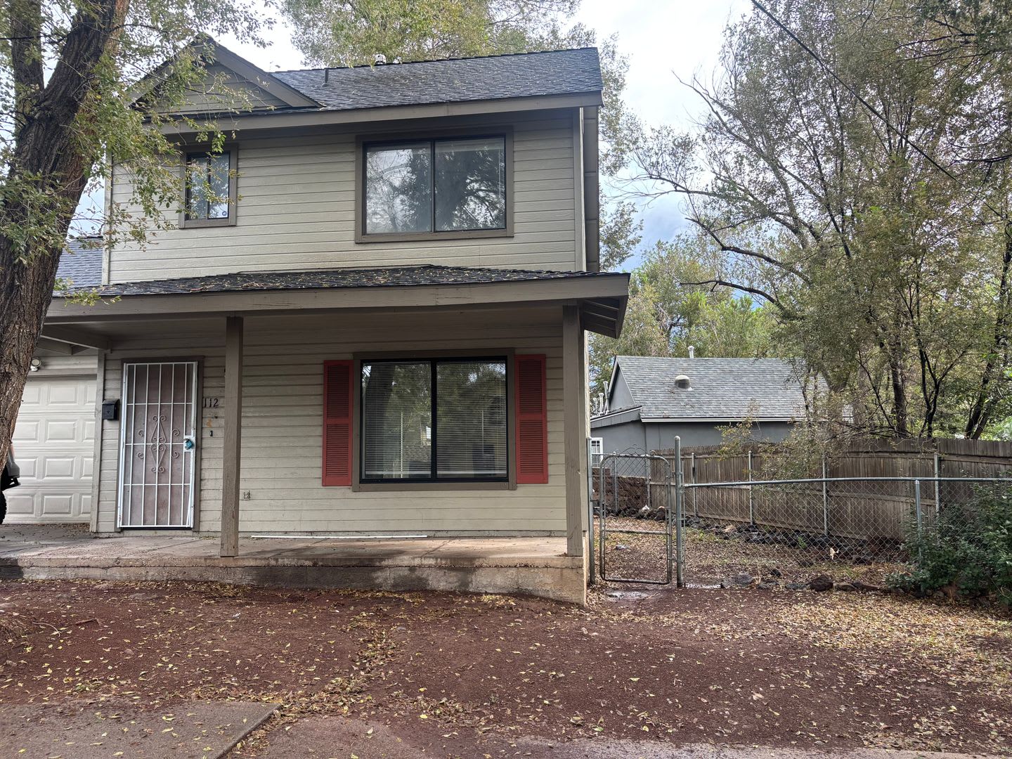 112 E. Benton – photo 1